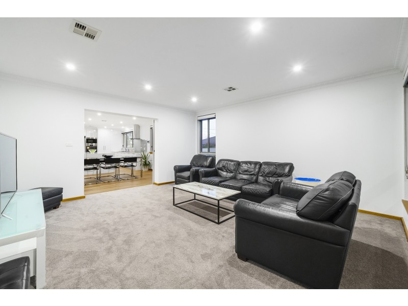 8 Macalpine Close, Mckellar ACT 2617