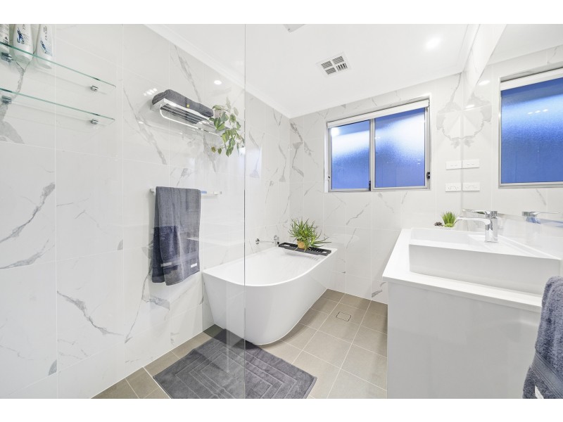 8 Macalpine Close, Mckellar ACT 2617