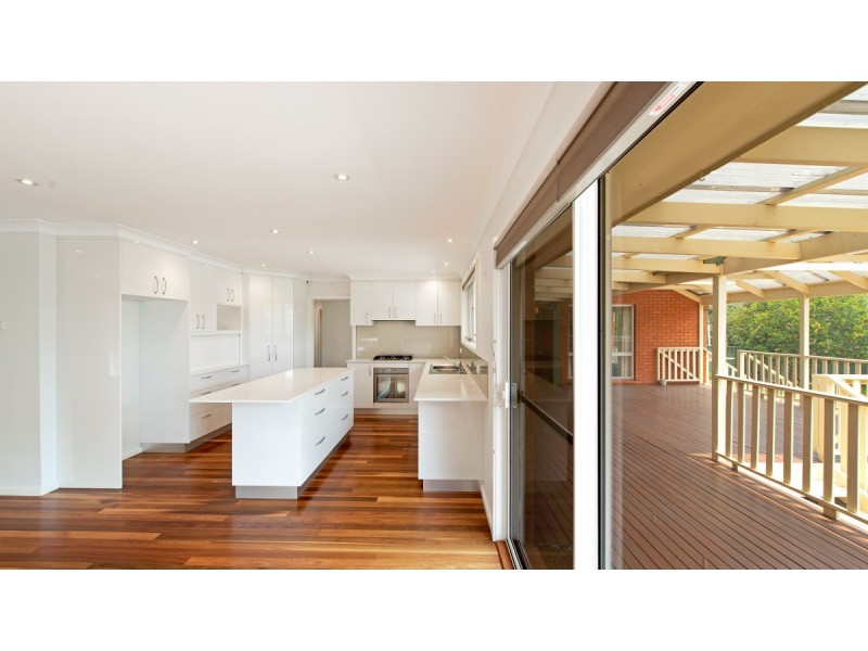 17 Lynch Street, Hughes ACT 2605