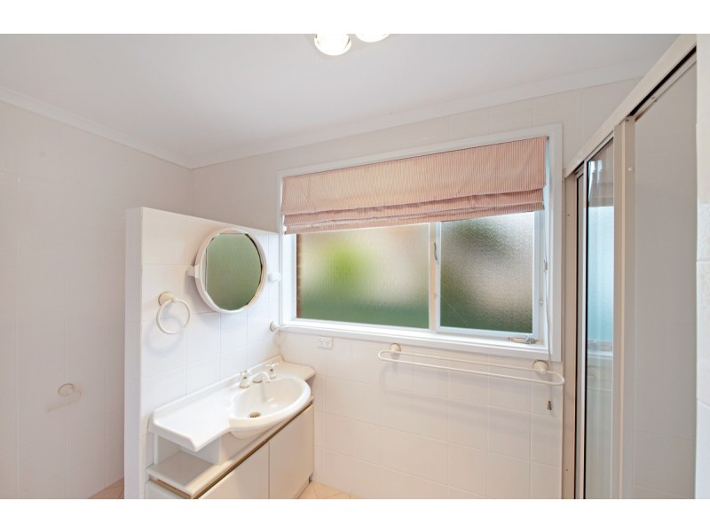 17 Lynch Street, Hughes ACT 2605