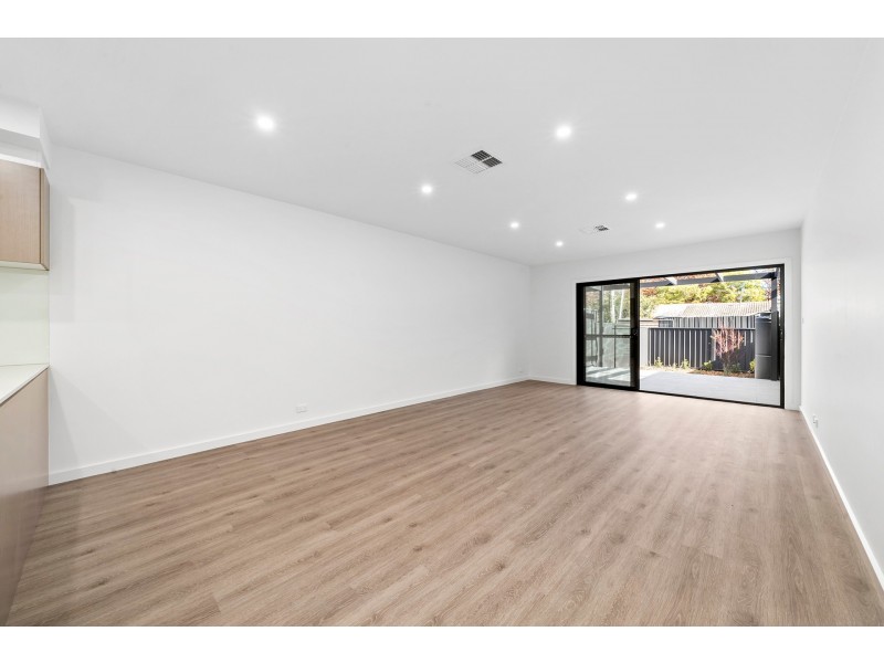 1/9 Oliver Street, Lyneham ACT 2602