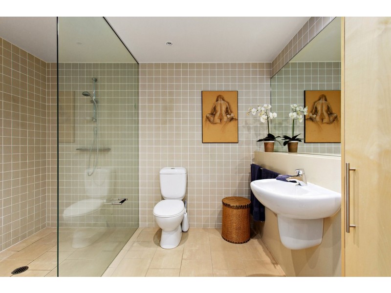 G01/165 Northbourne Avenue, Turner ACT 2612