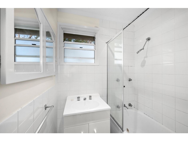 15 Haddon Street, Hackett ACT 2602