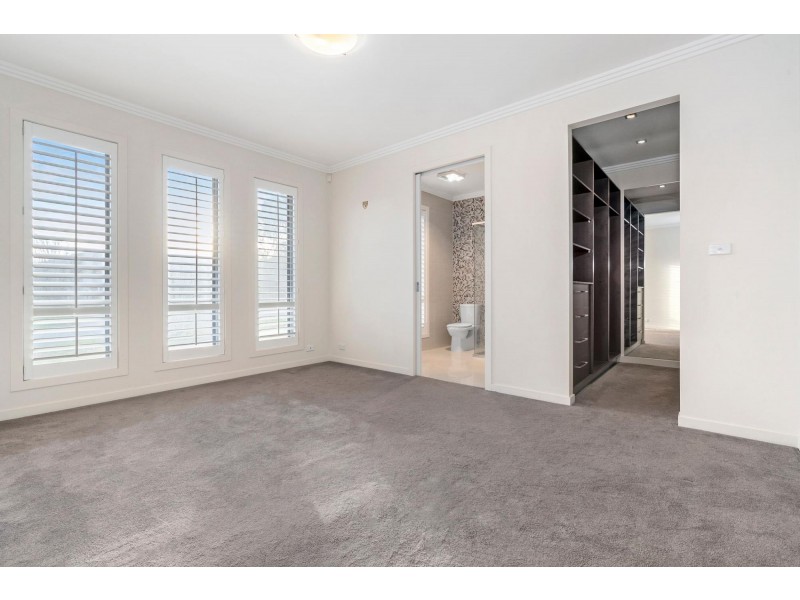 10 Flagstone Street, Harrison ACT 2914