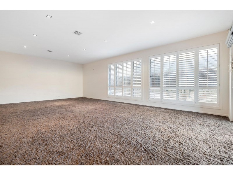 10 Flagstone Street, Harrison ACT 2914