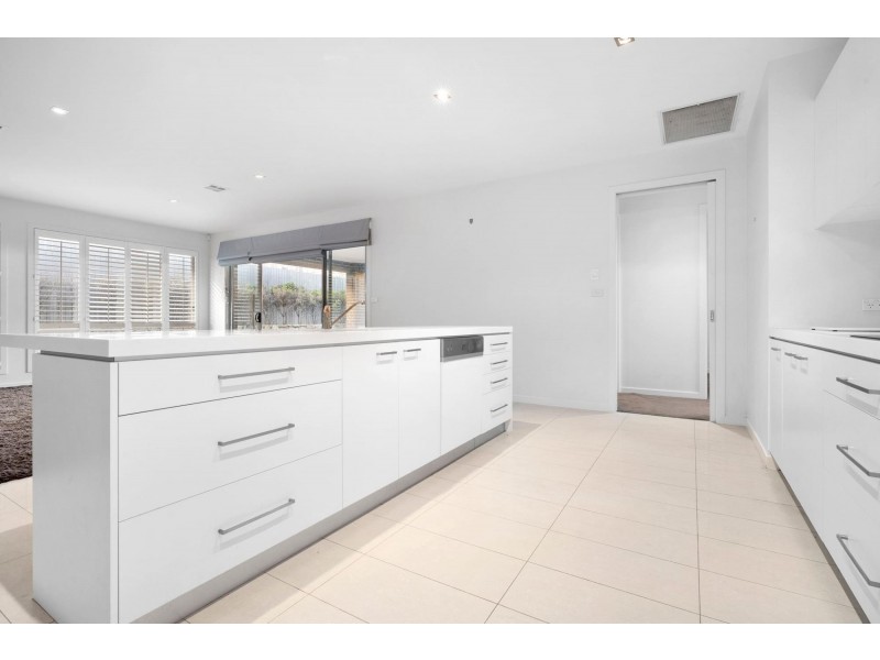 10 Flagstone Street, Harrison ACT 2914