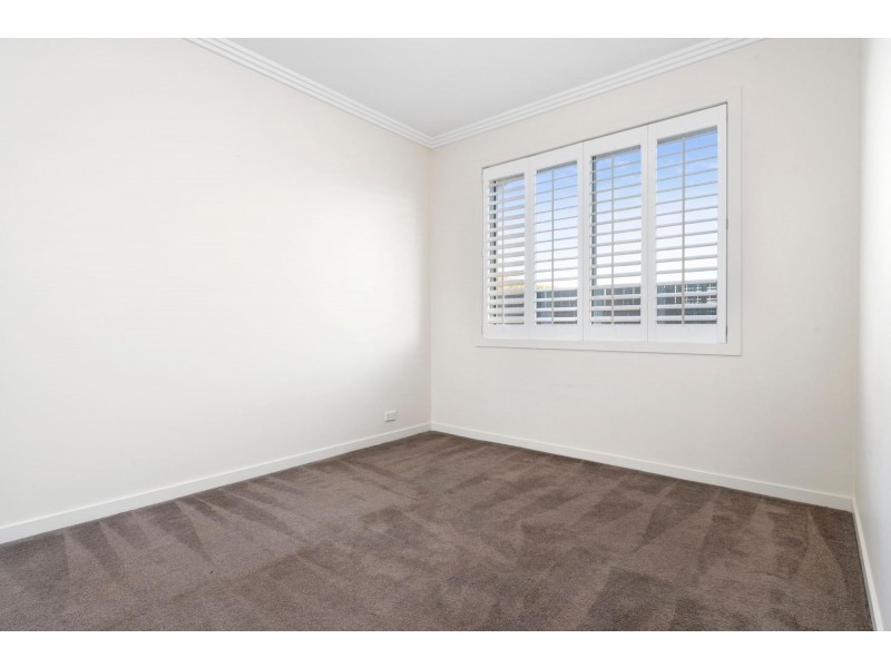 10 Flagstone Street, Harrison ACT 2914