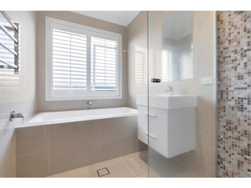 10 Flagstone Street, Harrison ACT 2914