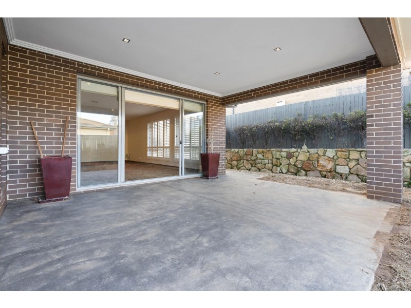 10 Flagstone Street, Harrison ACT 2914