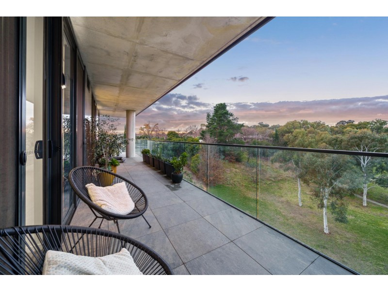 106/81 Constitution Avenue, Campbell ACT 2612