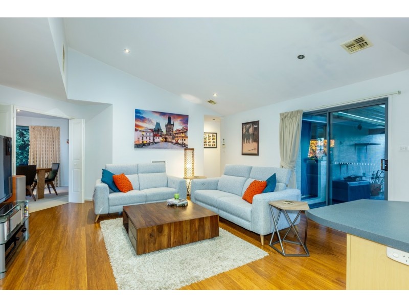 27 Oldershaw Court, Nicholls ACT 2913