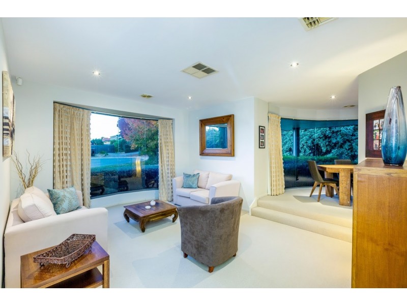 27 Oldershaw Court, Nicholls ACT 2913