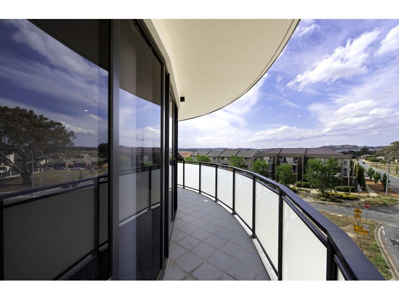 4/2 Hinder Street, Gungahlin ACT 2912