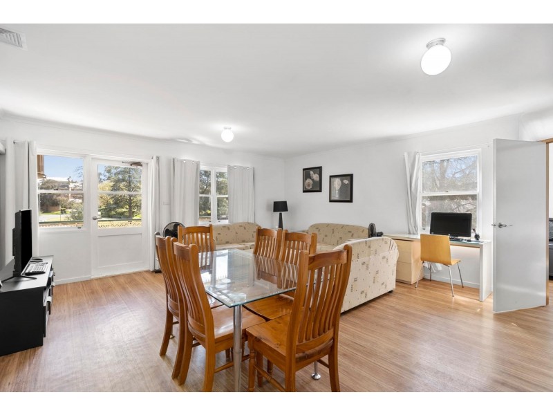 121/33 Currong Street South, Reid ACT 2612