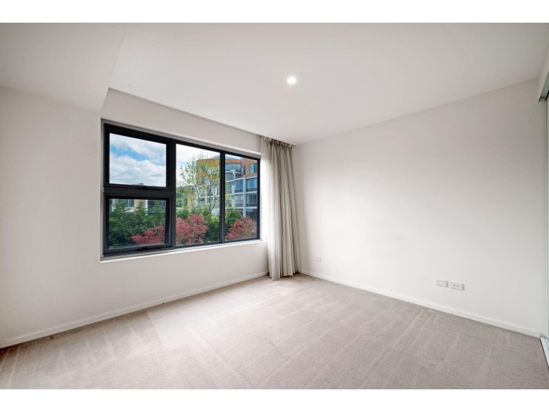 211/50 Eastlake Parade, Kingston ACT 2604