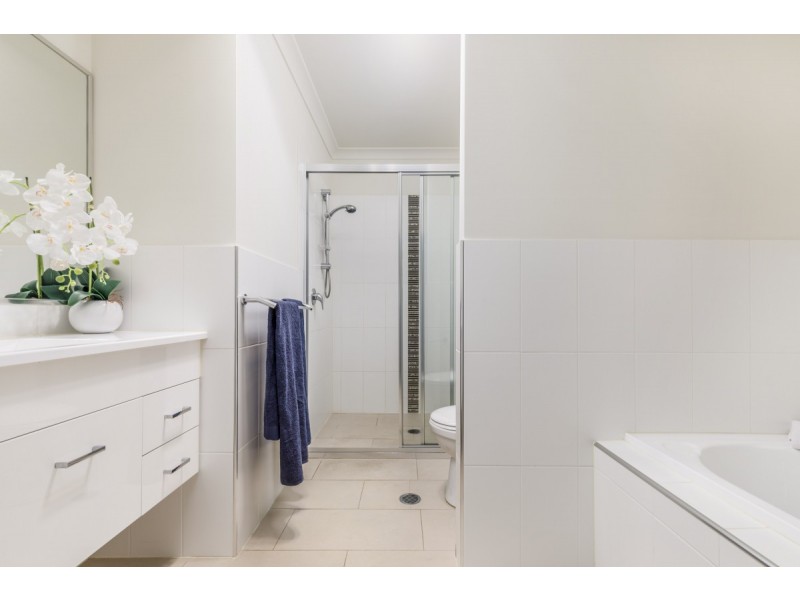 10 Chance Street, Crace ACT 2911