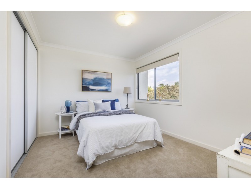 10 Chance Street, Crace ACT 2911