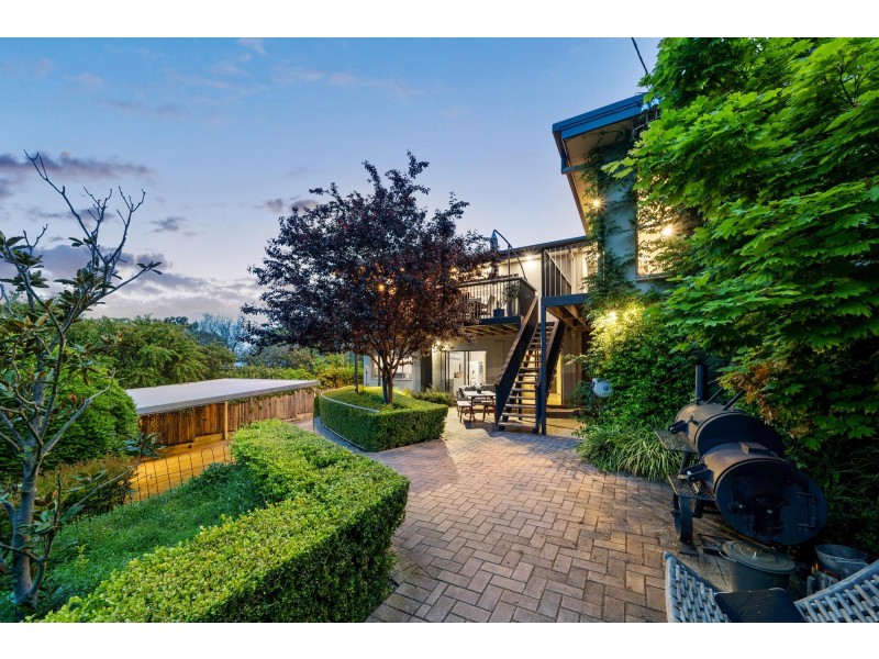 6 Brid Place, Lyons ACT 2606