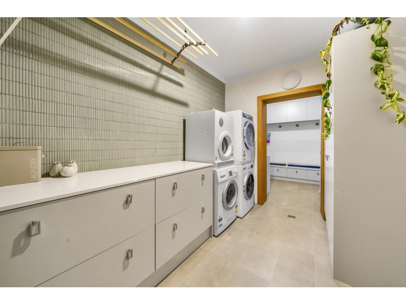 6 Brid Place, Lyons ACT 2606