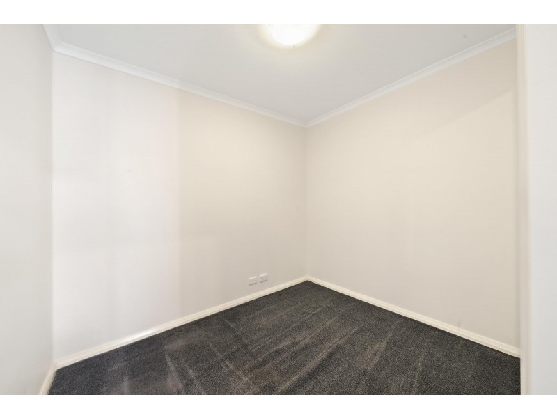 18/60 John Gorton Drive, Coombs NSW 2611