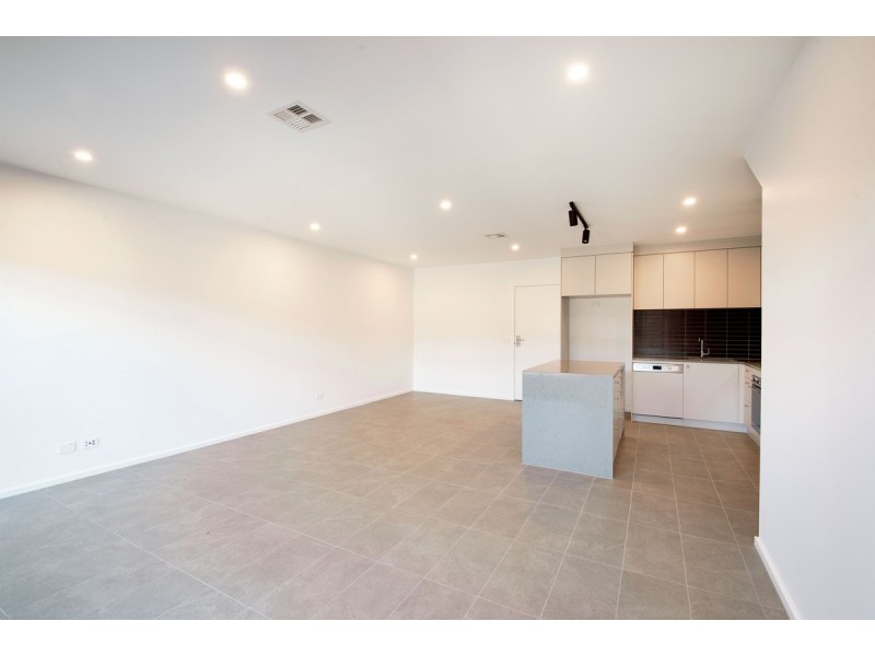 16 Carcoar Terrace, Watson ACT 2602