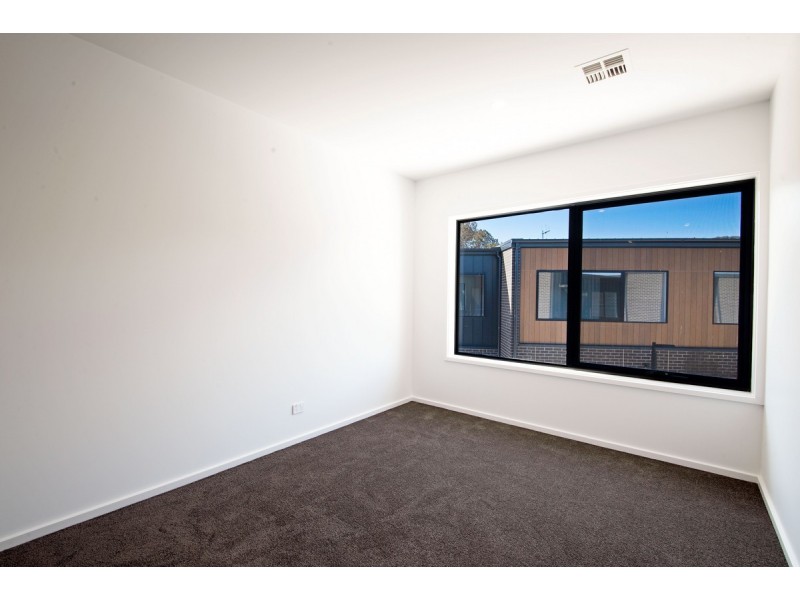 16 Carcoar Terrace, Watson ACT 2602