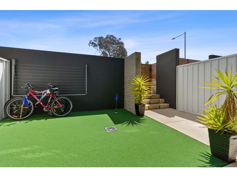 74/15 Jumbuck Crescent, Lawson ACT 2617