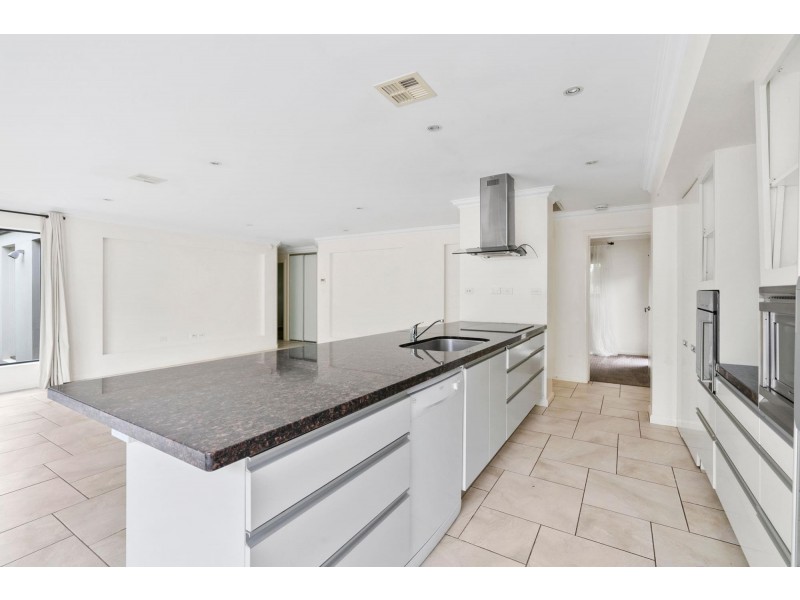 22 Mindarie Street, Narrabundah ACT 2604