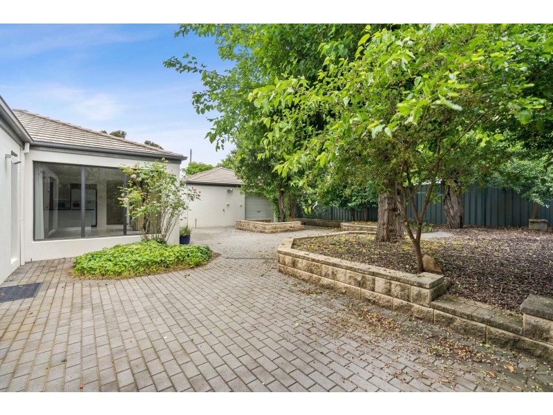 22 Mindarie Street, Narrabundah ACT 2604