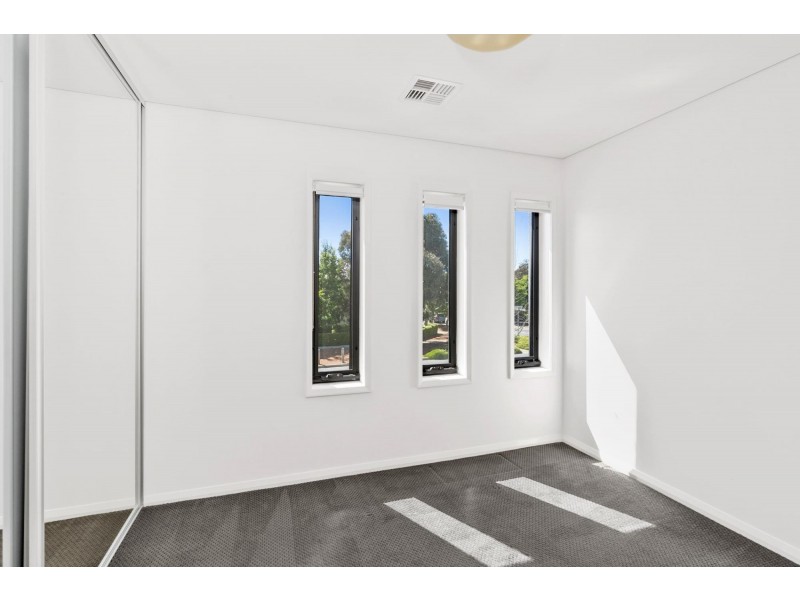 81/70 Nullabor Avenue, Harrison ACT 2914