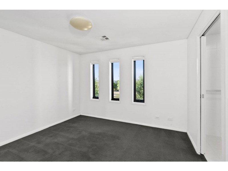 81/70 Nullabor Avenue, Harrison ACT 2914