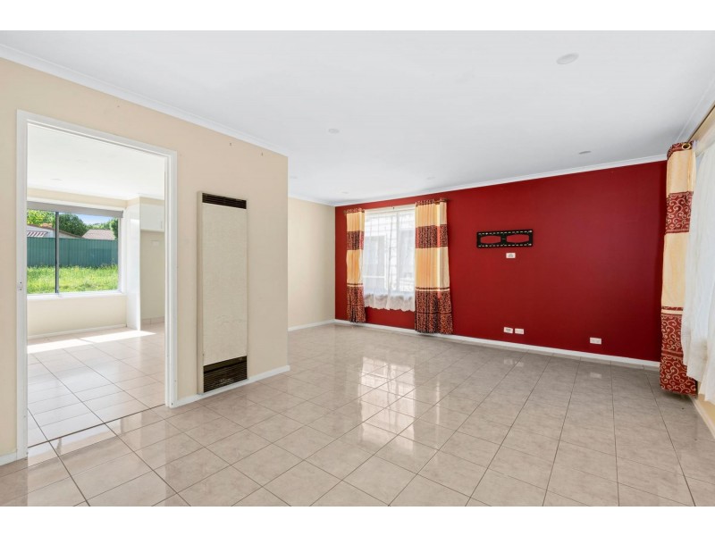 10 Ahern Place, Monash ACT 2904