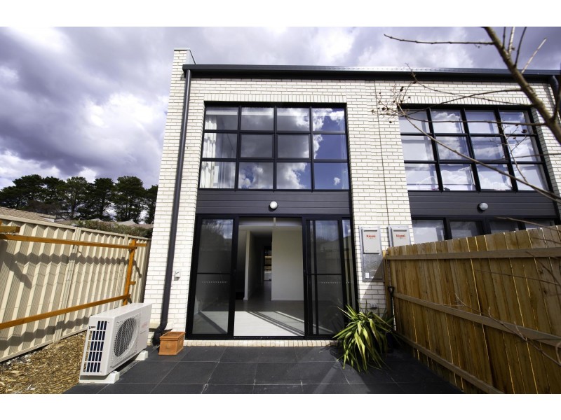 31/135 Easty Street, Phillip ACT 2606