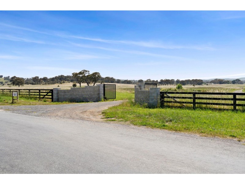 14 Avonley Road, Majura ACT 2609