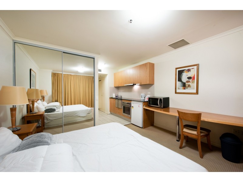 211/2 Akuna Street, City ACT 2601