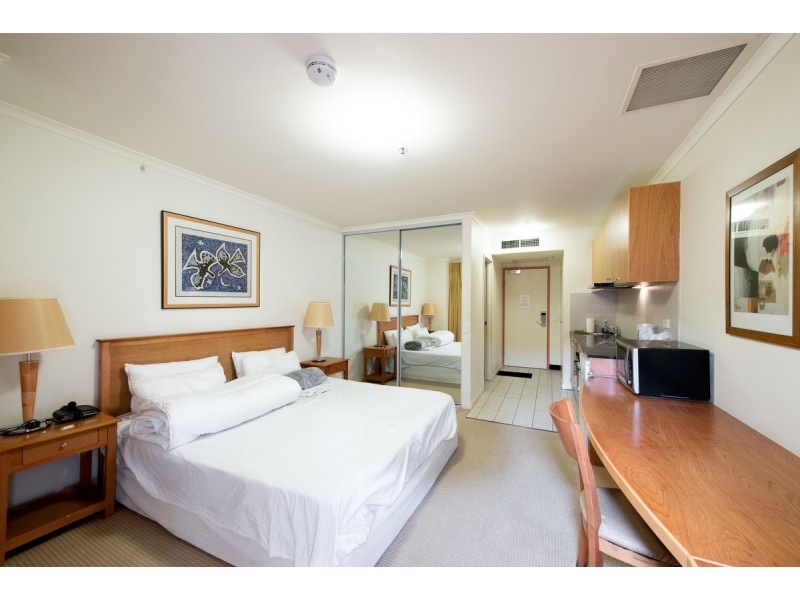 211/2 Akuna Street, City ACT 2601