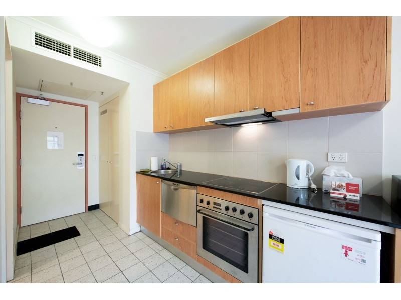 211/2 Akuna Street, City ACT 2601