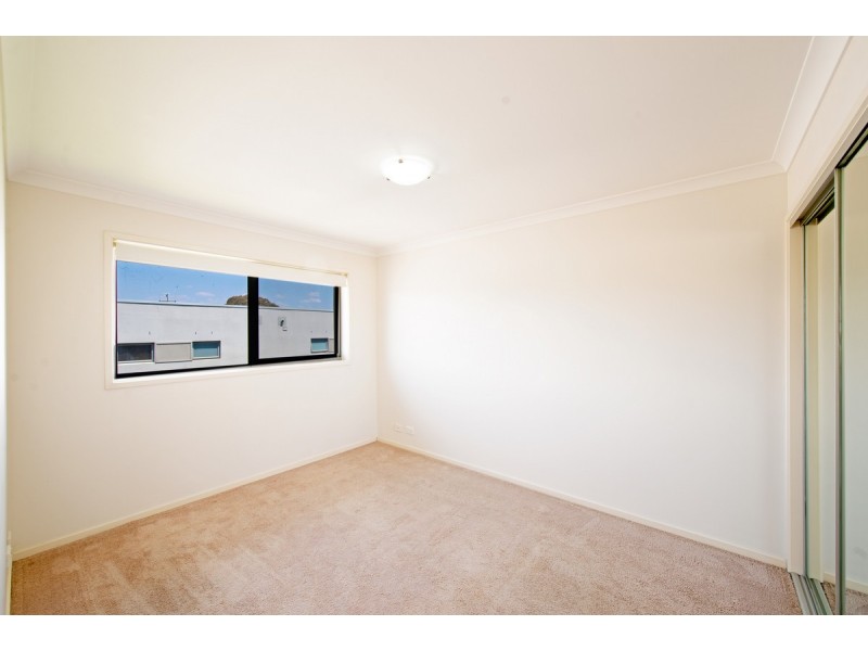 52/75 Elizabeth Jolley Crescent, Franklin ACT 2913