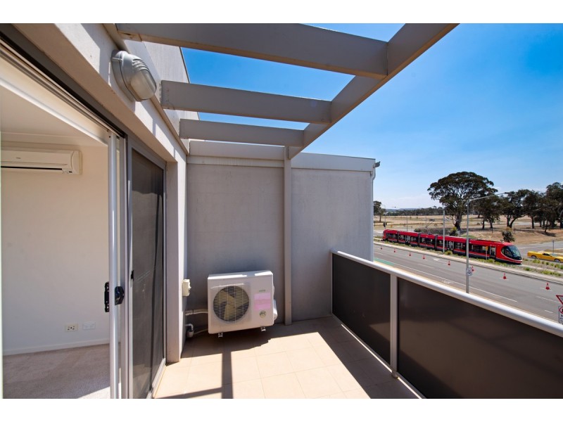 52/75 Elizabeth Jolley Crescent, Franklin ACT 2913