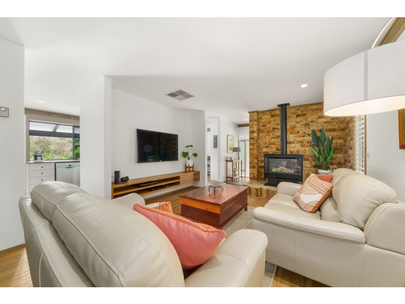 14 Meredith Circuit, Kambah ACT 2902