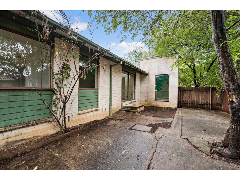 4 Baylis Place, Charnwood ACT 2615