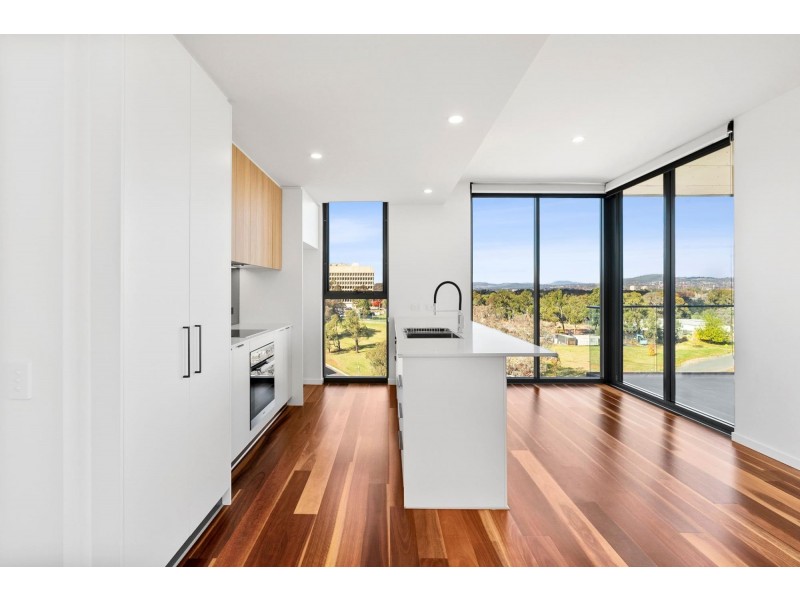 121/81 Constitution Avenue, Campbell ACT 2612