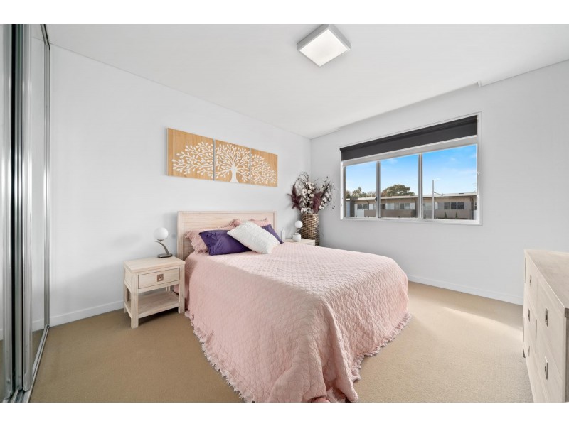 36/116 Easty Street, Phillip ACT 2606