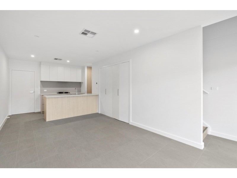 43/60 Kingsland Parade, Casey ACT 2913