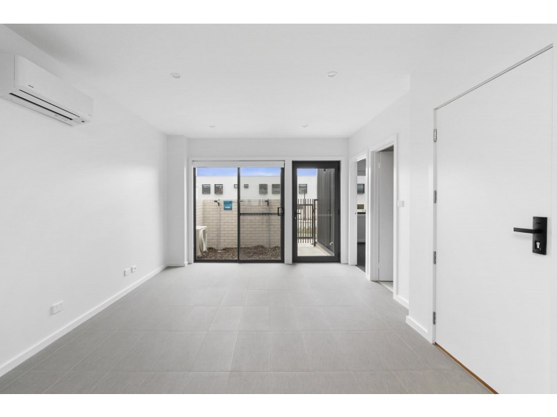 55/60 Kingsland Parade, Casey ACT 2913