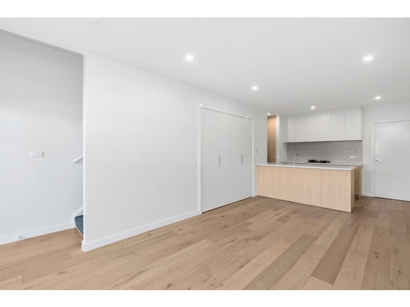 66/60 Kingsland Parade, Casey ACT 2913