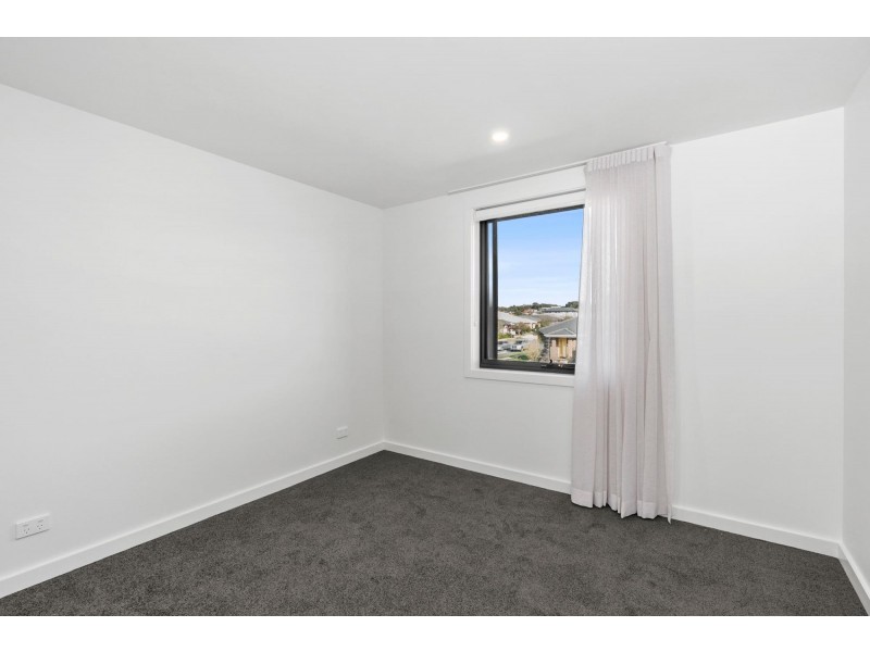 66/60 Kingsland Parade, Casey ACT 2913