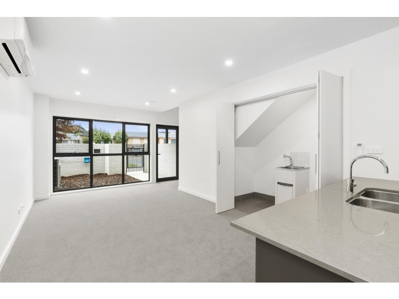 68/60 Kingsland Parade, Casey ACT 2913