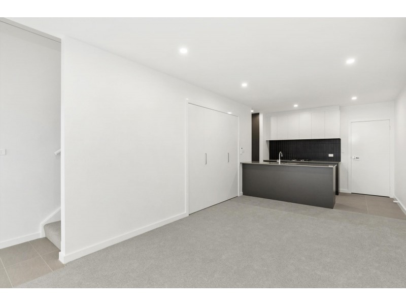 68/60 Kingsland Parade, Casey ACT 2913