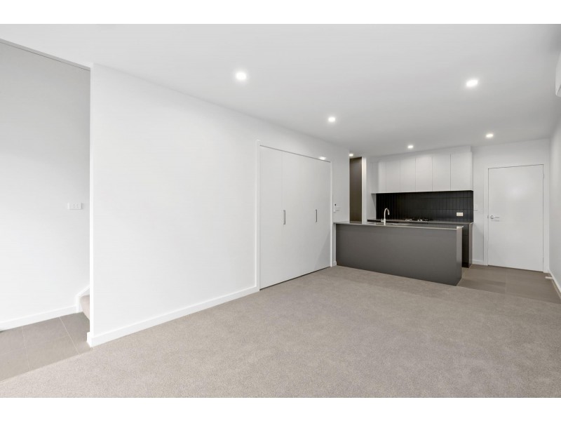 70/60 Kingsland Parade, Casey ACT 2913